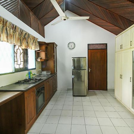 Lioni Holidays Villa Negombo Zimmer foto