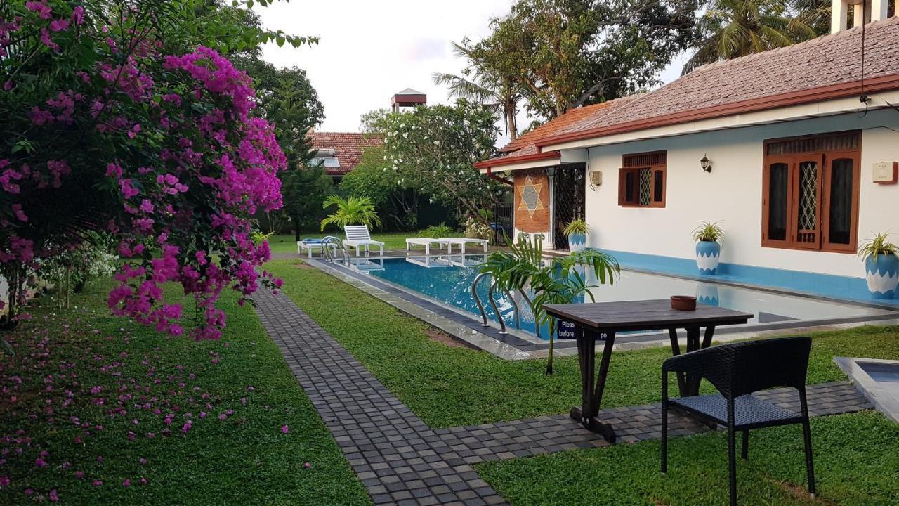 Lioni Holidays Villa Negombo Exterior foto