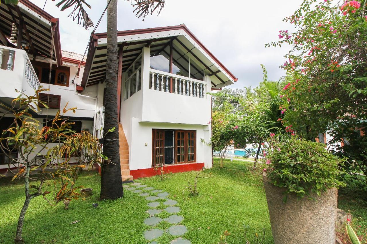 Lioni Holidays Villa Negombo Exterior foto